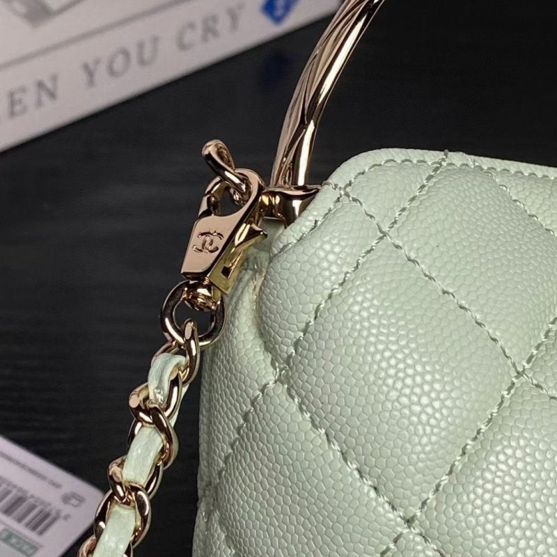 Chanel Coco crush Handle Bag BG0525101