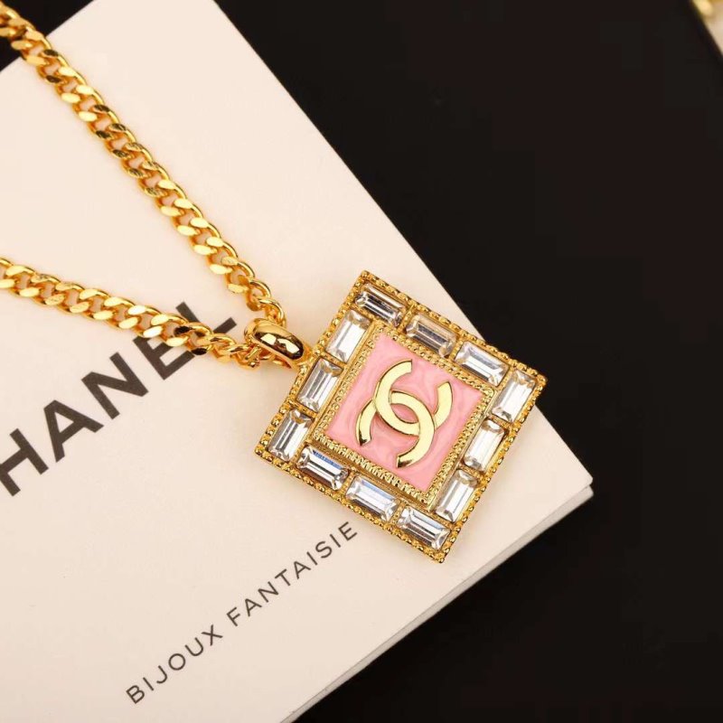 Chanel Double C Necklace JWLH0129