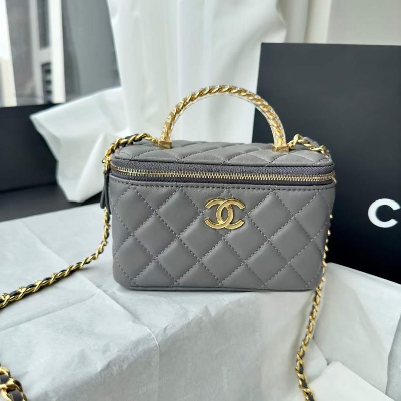 Chanel Makeup Box BG030573