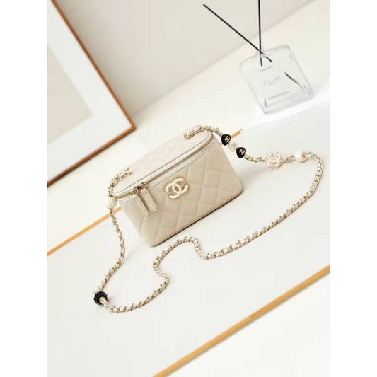 Chanel Makeup Small Bag BG02755