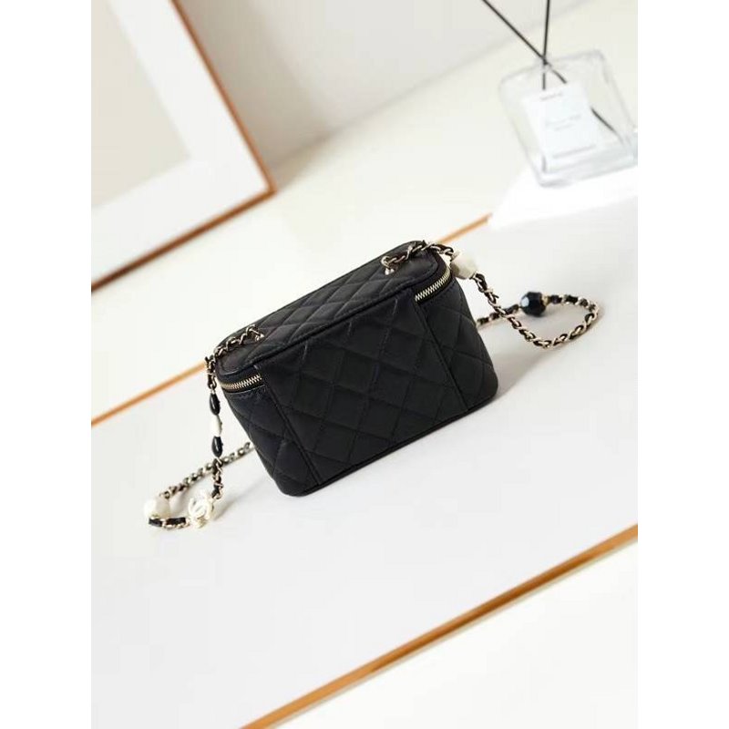 Chanel Makeup Small Bag BG02758