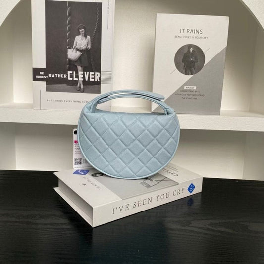 Chanel Moon Bag BG0525110