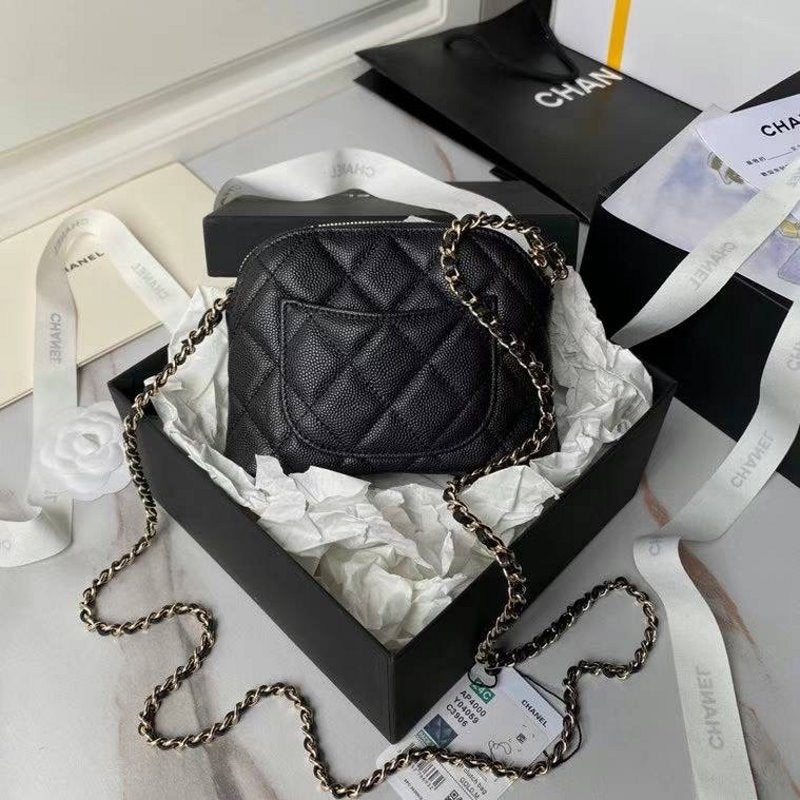 Chanel Shell Bag BG02785