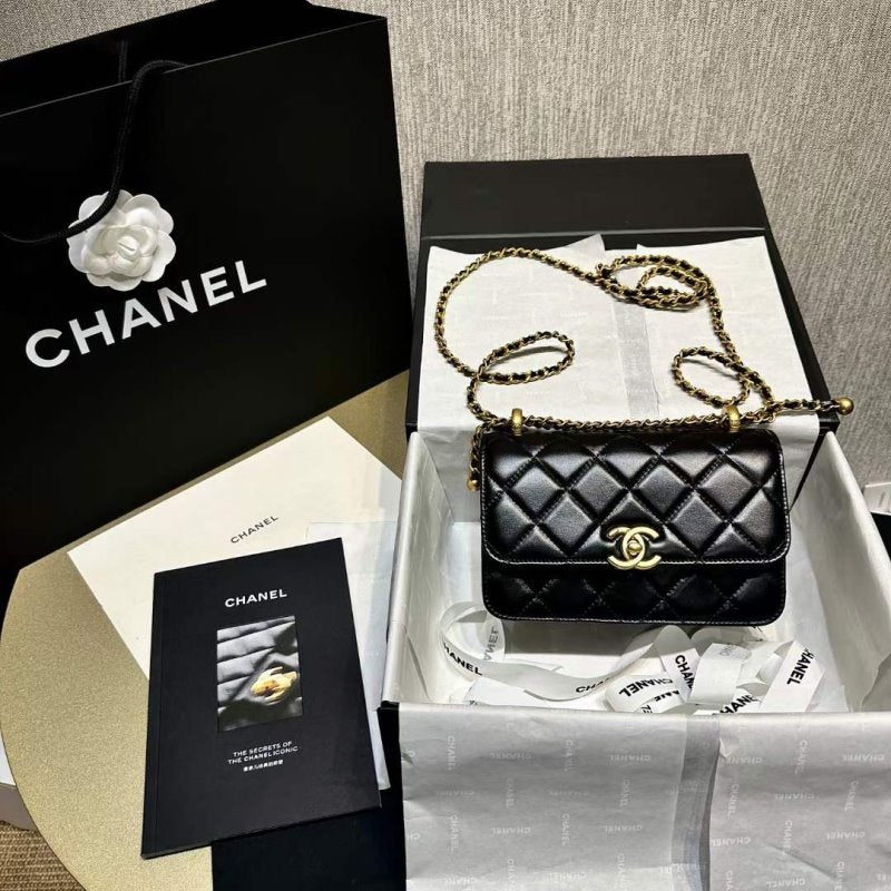 Chanel Shoulder Bag BG030577