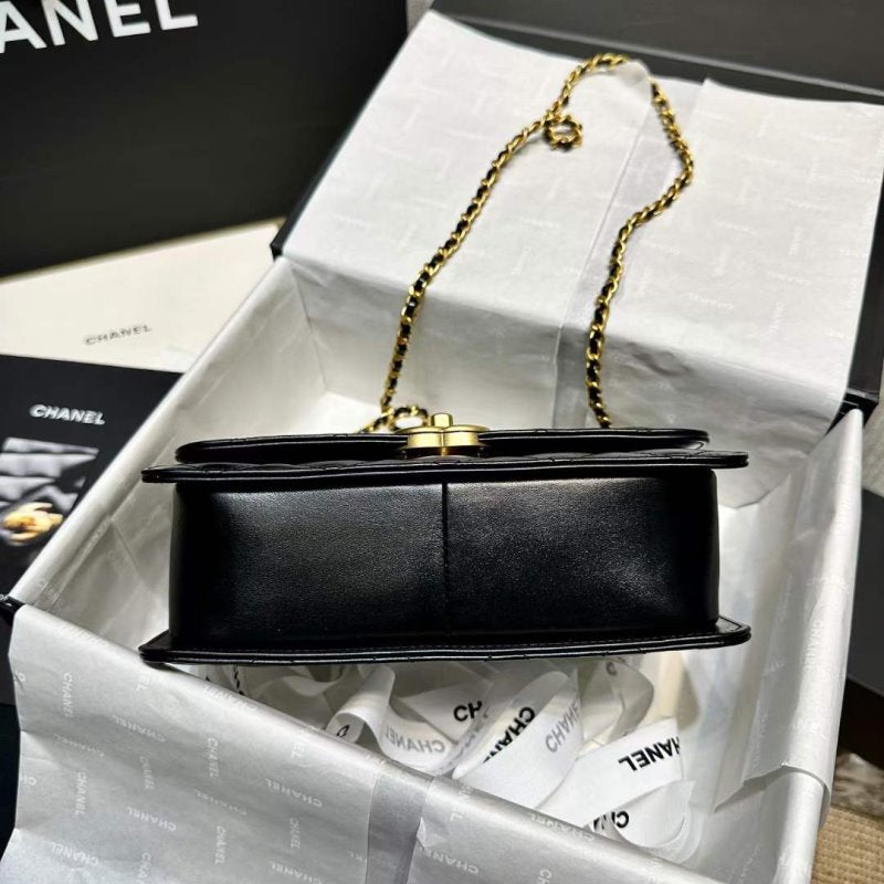 Chanel Shoulder Bag BG030578