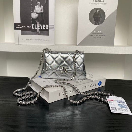 Chanel Small Chain Hand Bag BG0525118