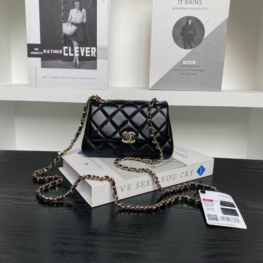 Chanel Small Chain Hand Bag BG0525122