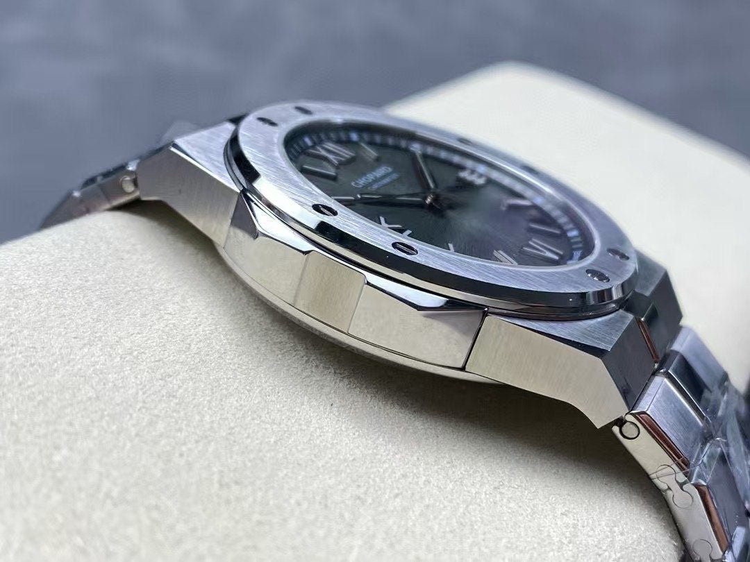 Chopard Alpine Eagle Snow Mountain Wrist Watch WTJN25130