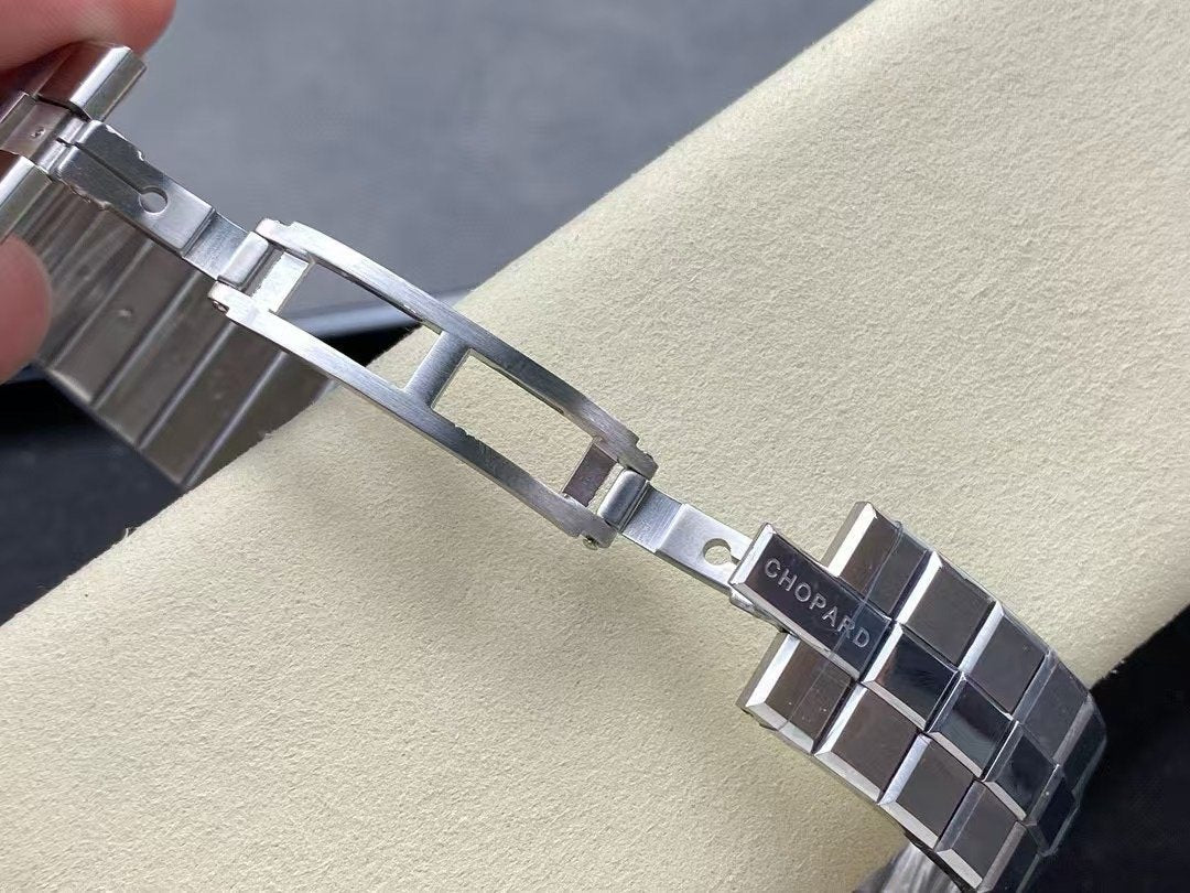 Chopard Alpine Eagle Snow Mountain Wrist Watch WTJN25132