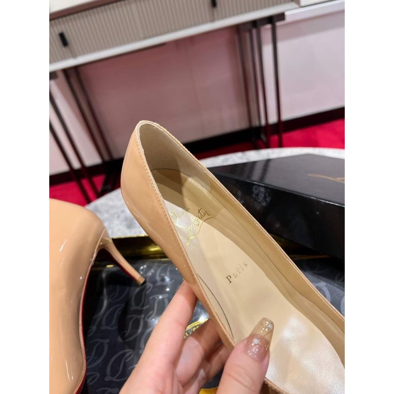 Christian Louboutin Pointy Classic Shoes SH010121