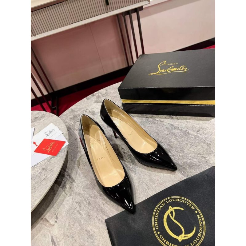 Christian Louboutin Pointy Classic Shoes SH010126