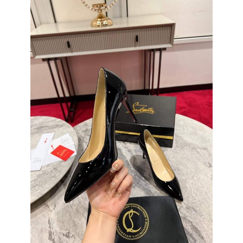 Christian Louboutin Pointy Classic Shoes SH010126