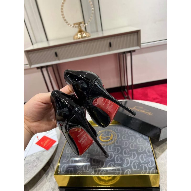 Christian Louboutin Pointy Classic Shoes SH010127