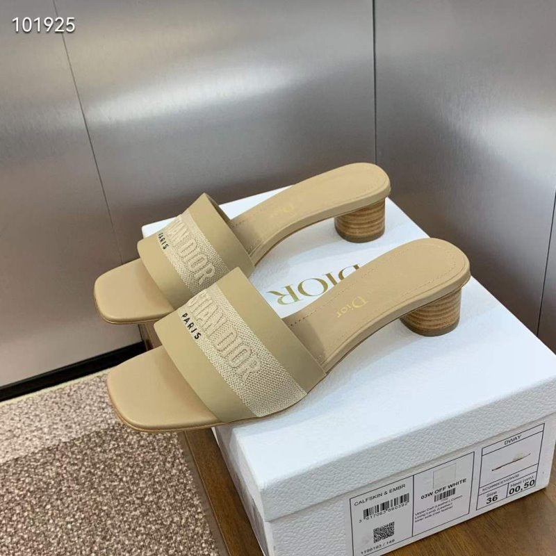 Dior CD Embroidery Sandals SH010139