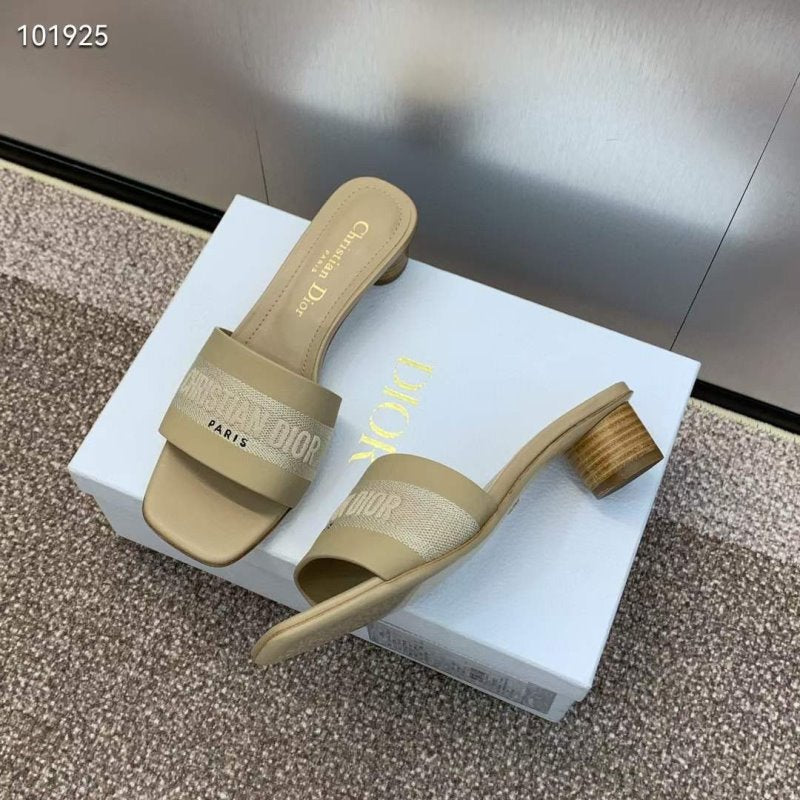 Dior CD Embroidery Sandals SH010139