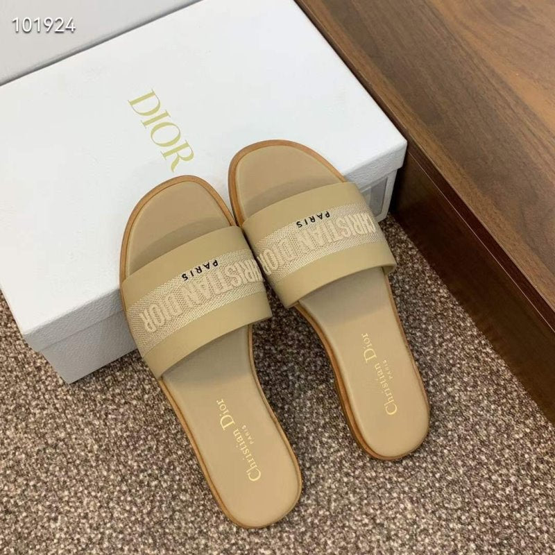 Dior CD Embroidery Sandals SH010140