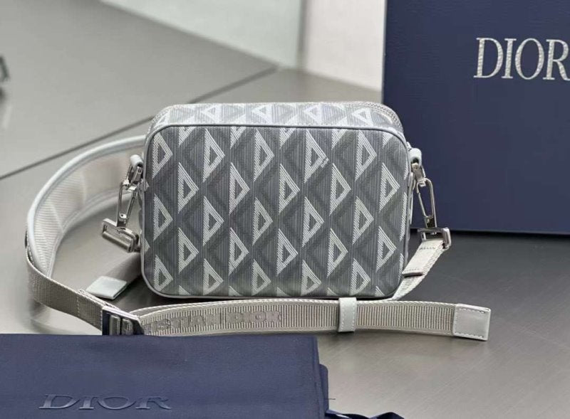 Dior Cross Body Bag BG02387