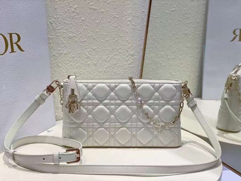 Dior Mini Hand Bag BG02322