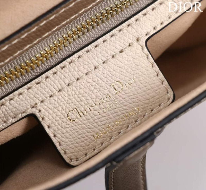Dior Saddle Bag BG02377