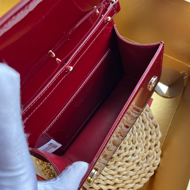 Dolce and Gabbana Hand Bag BG0525151
