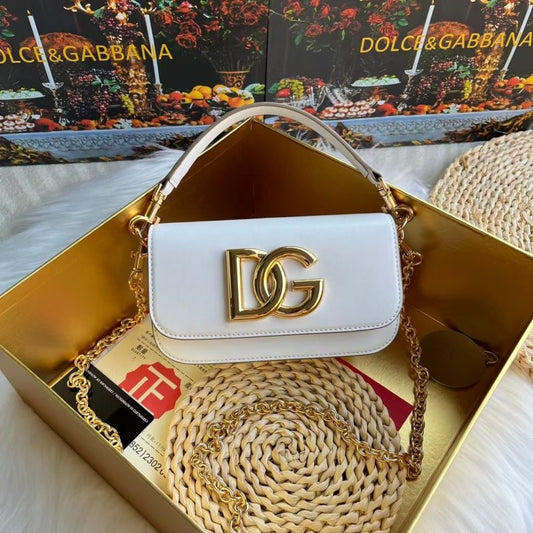 Dolce and Gabbana Hand Bag BG0525154