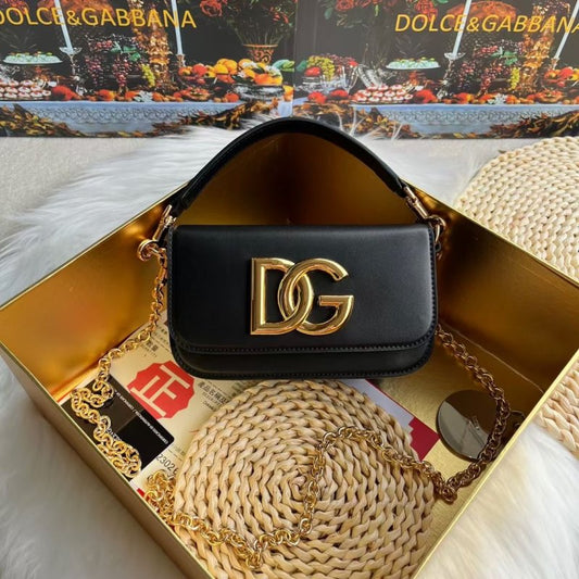 Dolce and Gabbana Hand Bag BG0525155