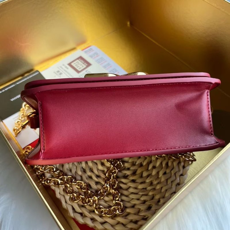 Dolce and Gabbana Hand Bag BG0525157