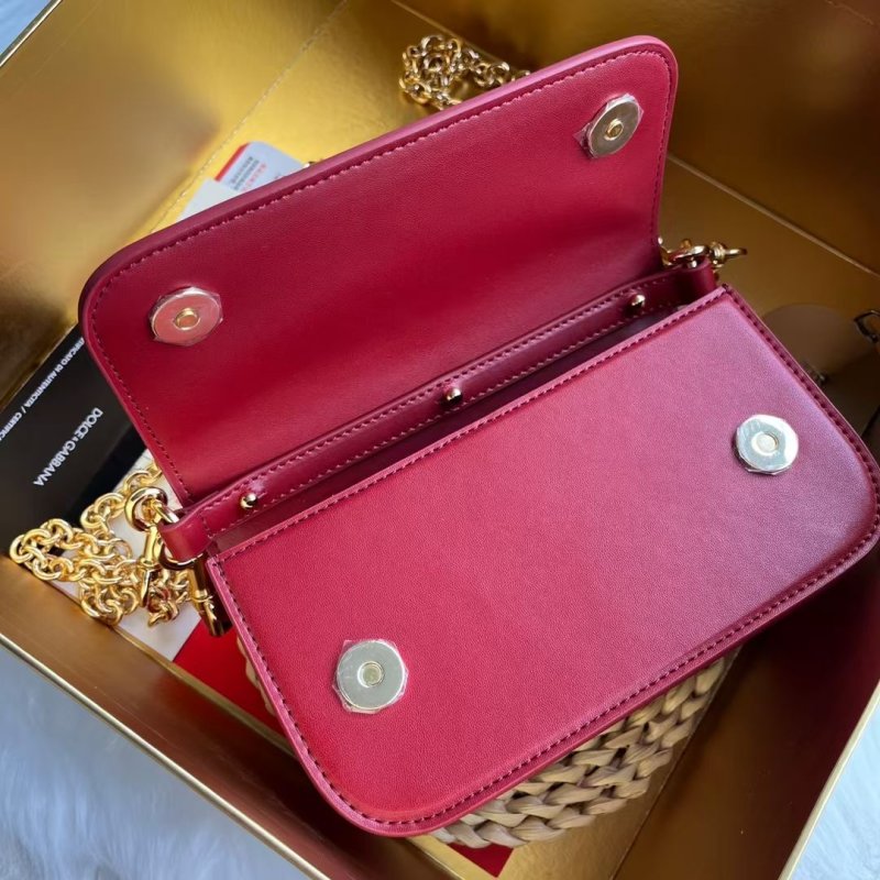 Dolce and Gabbana Hand Bag BG0525157