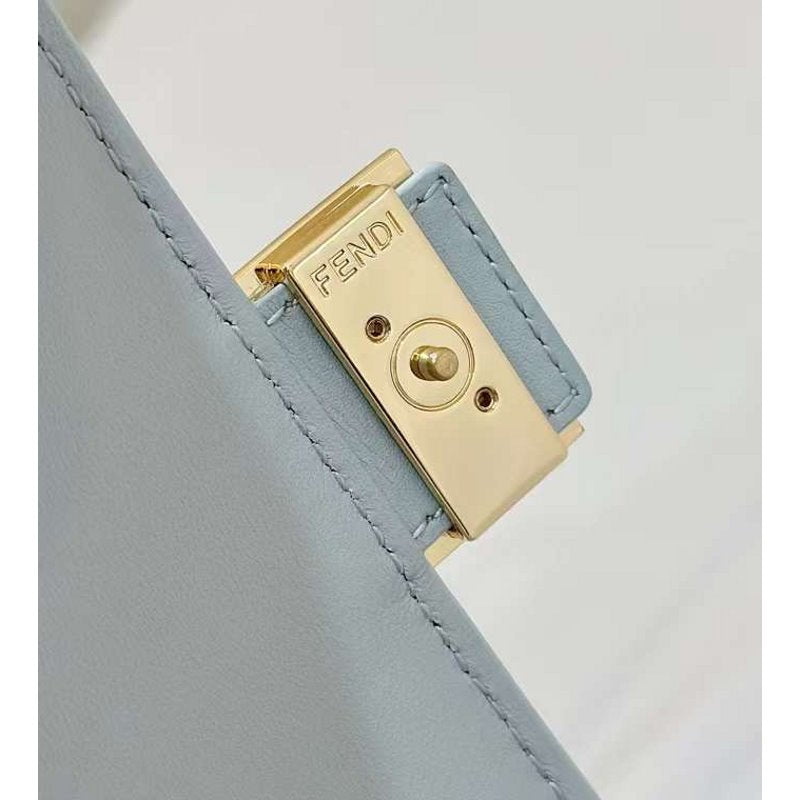 Fendi Baguette Chain Wallet BG02995