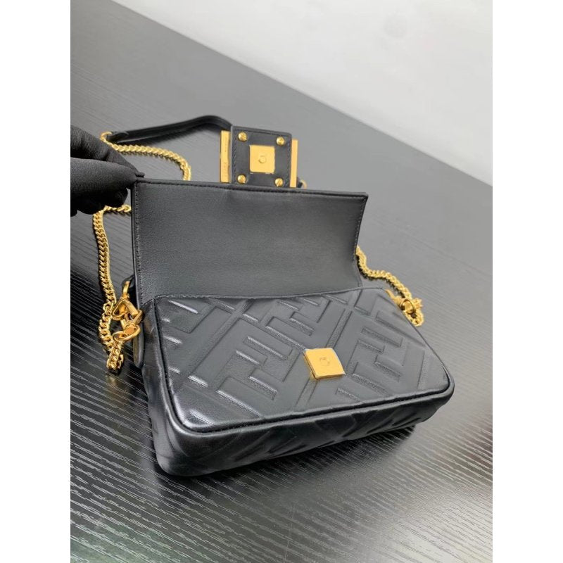 Fendi Baguette Flap Bag BG0525191