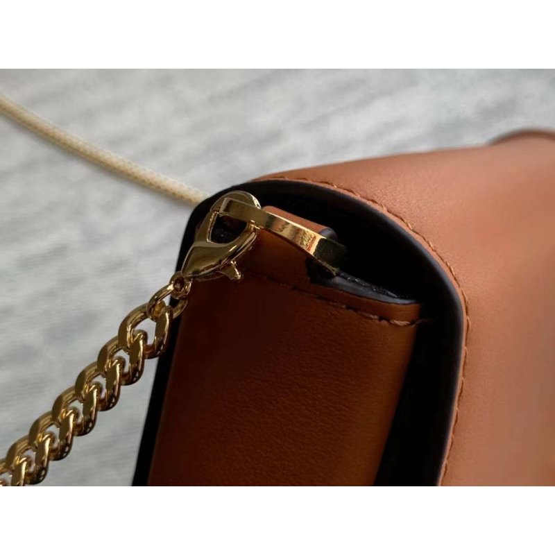 Fendi Chain Hand Bag BG02973