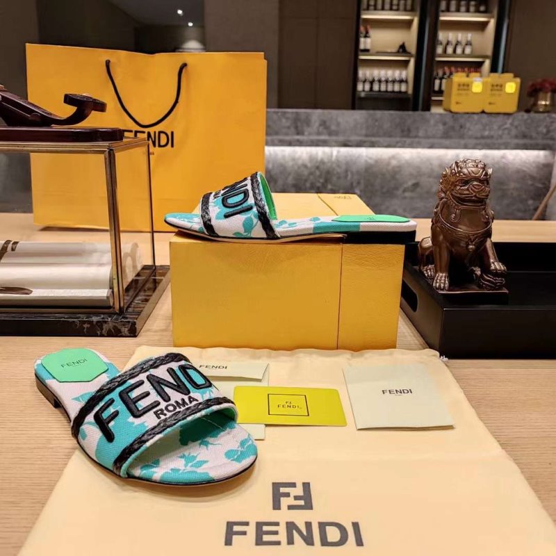 Fendi Classic Printed Slippers SH010152