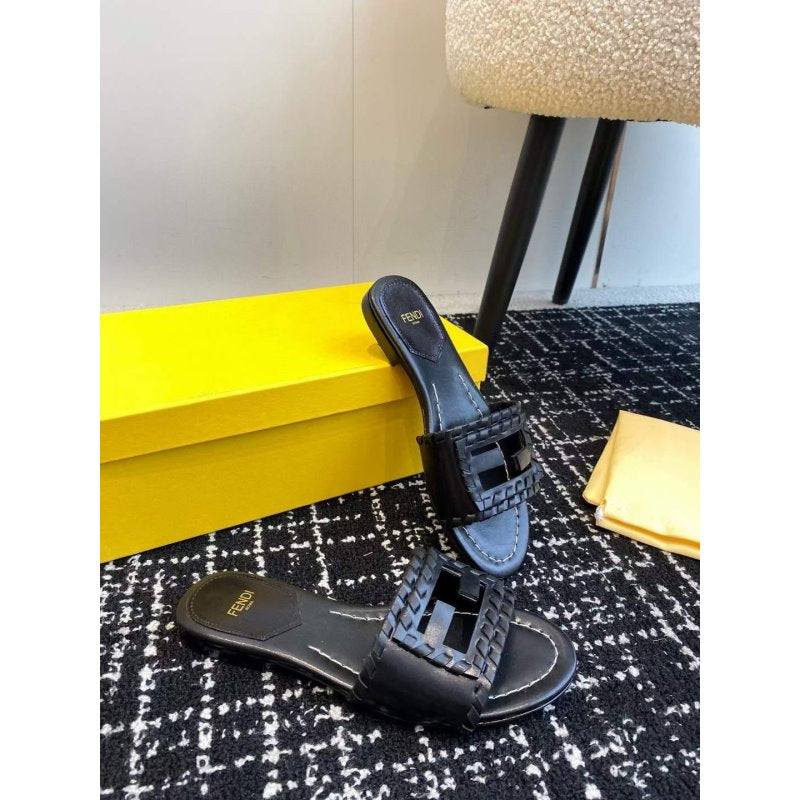 Fendi Flat Slippers  SH011072