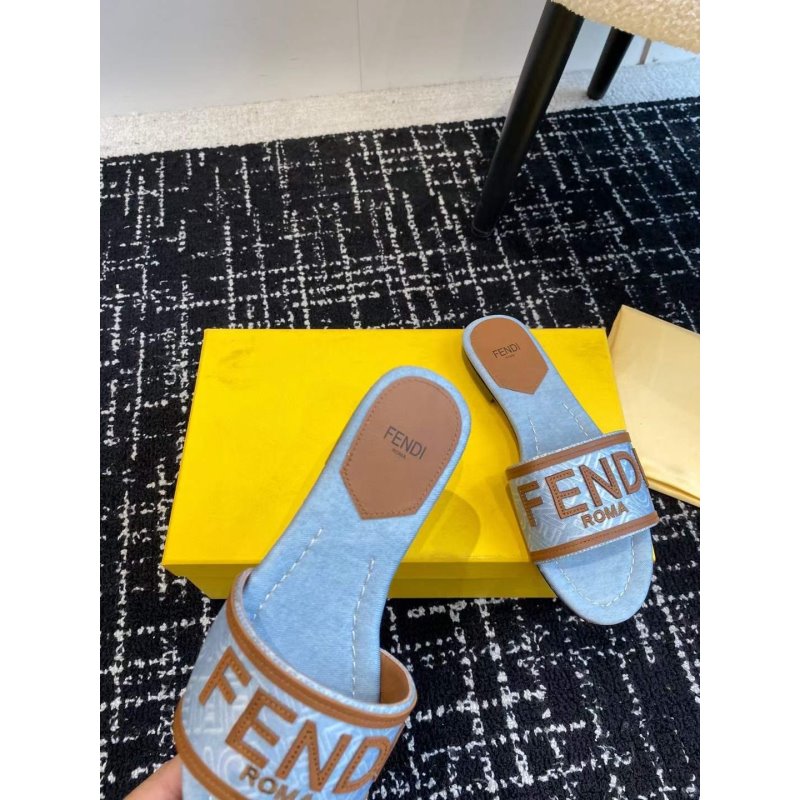 Fendi Flat Slippers  SH011080