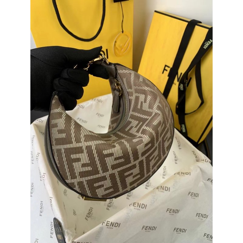 Fendi Moon Bag BG0525185