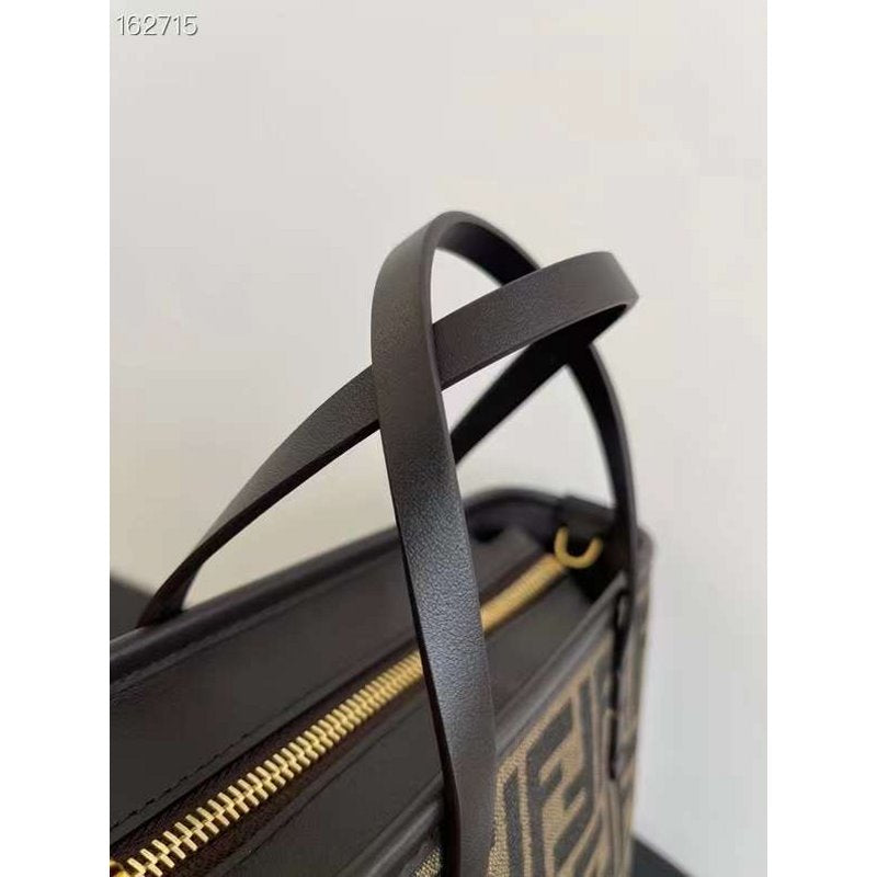 Fendi Shopping Basket BG02873