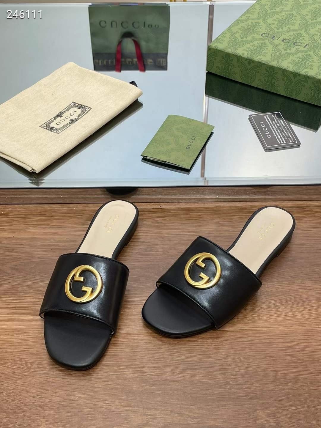 Gucci Slippers SHS04589