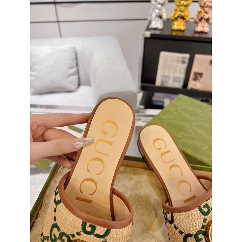 Gucci Flat Sandals SH010209