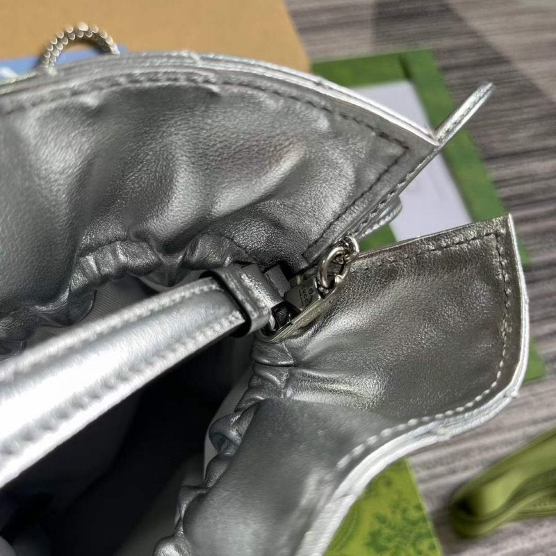 Gucci GG Blondie Bucket Bag WB001302