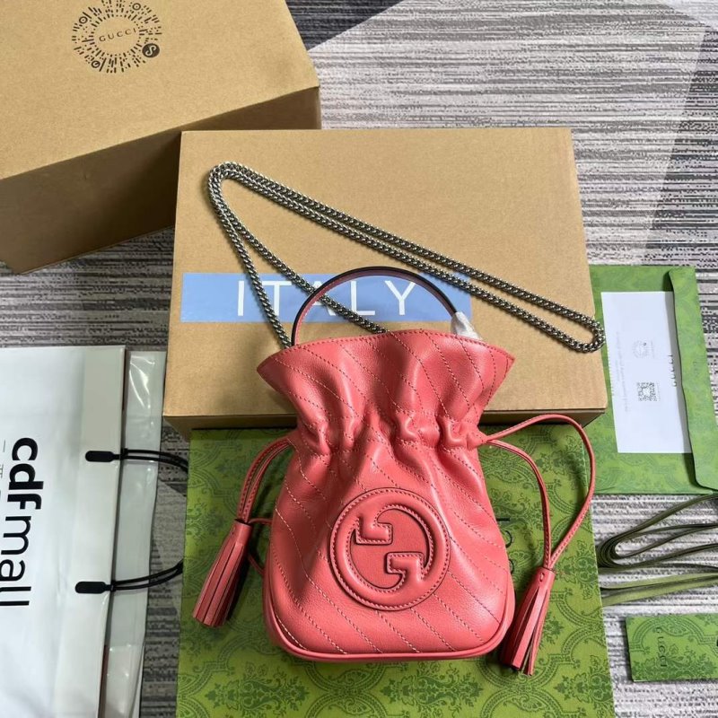 Gucci GG Blondie Bucket Bag WB001303