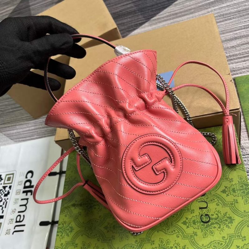 Gucci GG Blondie Bucket Bag WB001303