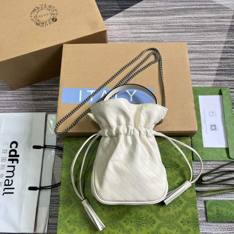 Gucci GG Blondie Bucket Bag WB001304