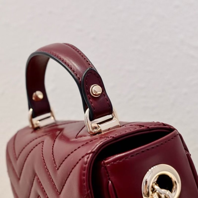 Gucci GG Marmont Fang Hand Bag BG0525241