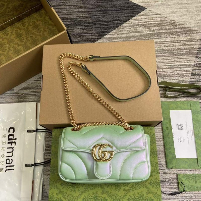 Gucci GG Marmont Shoulder Bag BG02940