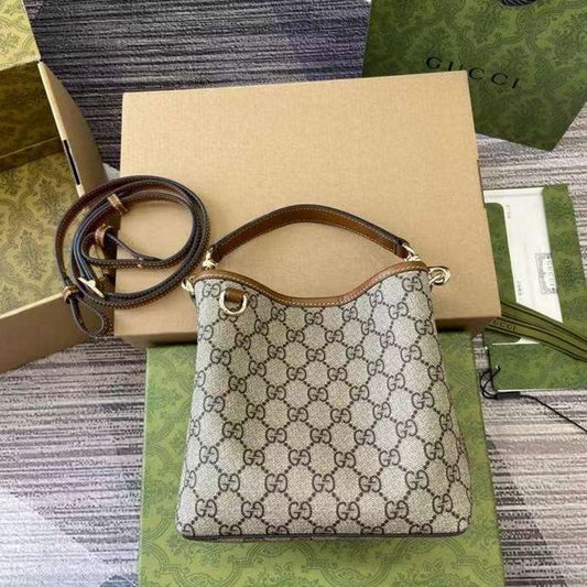 Gucci GG Shoulder Bag BG030595