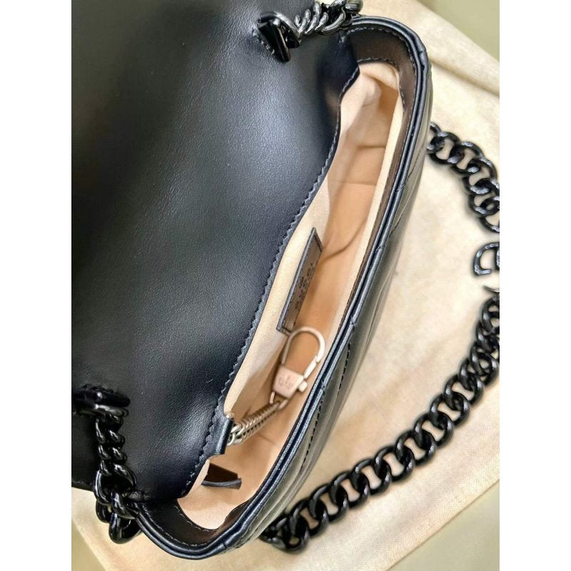 Gucci Gucci Marmont Chain Mini Bag BG02220