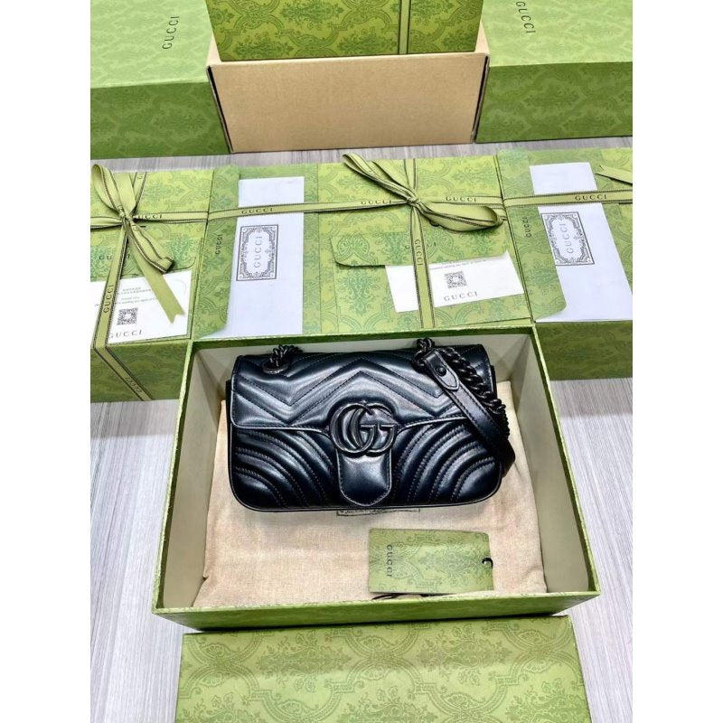 Gucci Gucci Marmont Chain Mini Bag BG02221