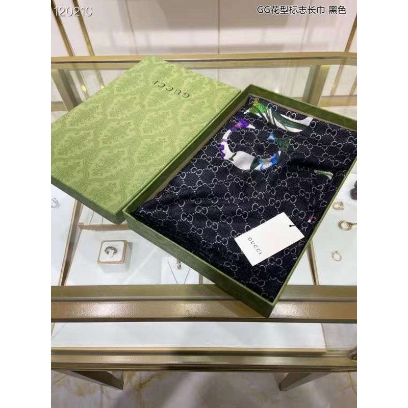 Gucci Polar Wool Scarf SS001244