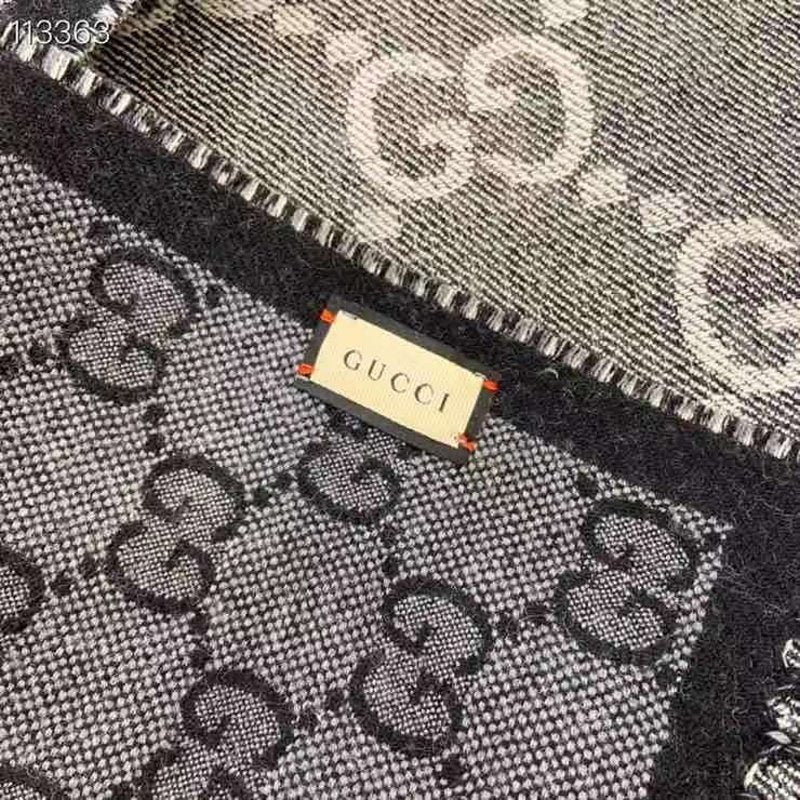 Gucci Wool Scarf SS001075