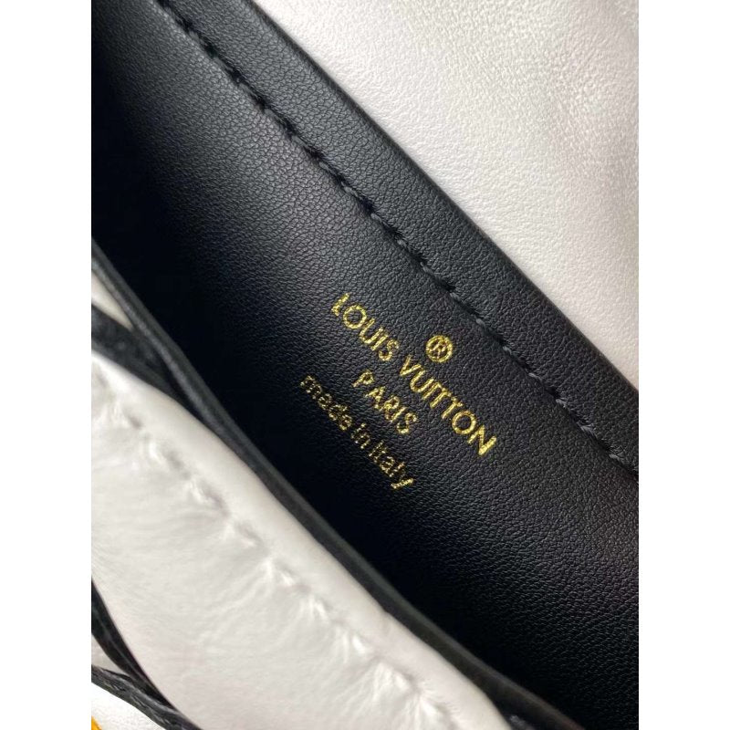 Louis Vuitton MM Malletage Leather Hand Bag BG00011